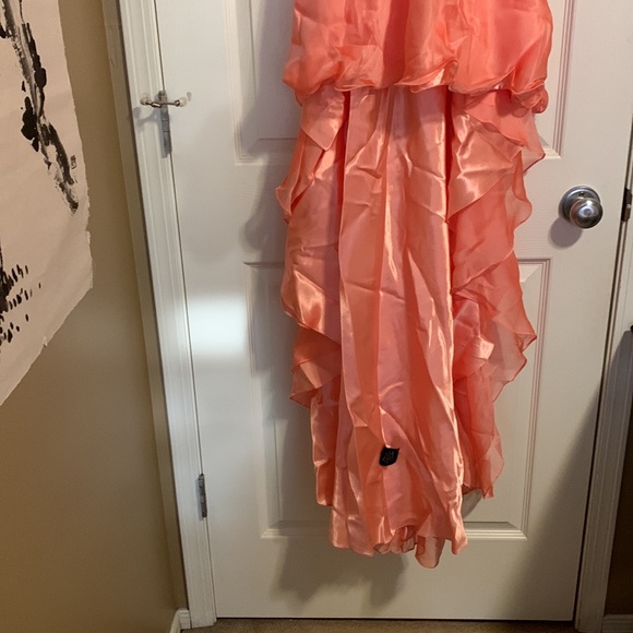 Laura silky evening dress - Picture 2 of 8